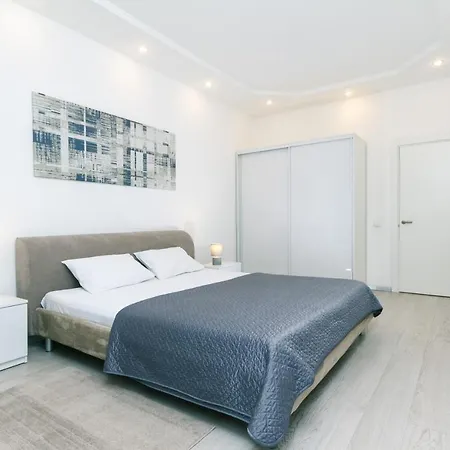 Apartment Baseina